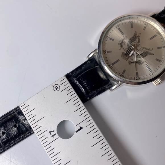 Men's Watch United States Seal Eagle E Pluribus Unum Black Band NEEDS BATTERY - Picture 6 of 10